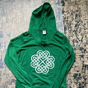 Long sleeve Celtic pattern top